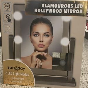 Glamourous Led Hollywood Mirror